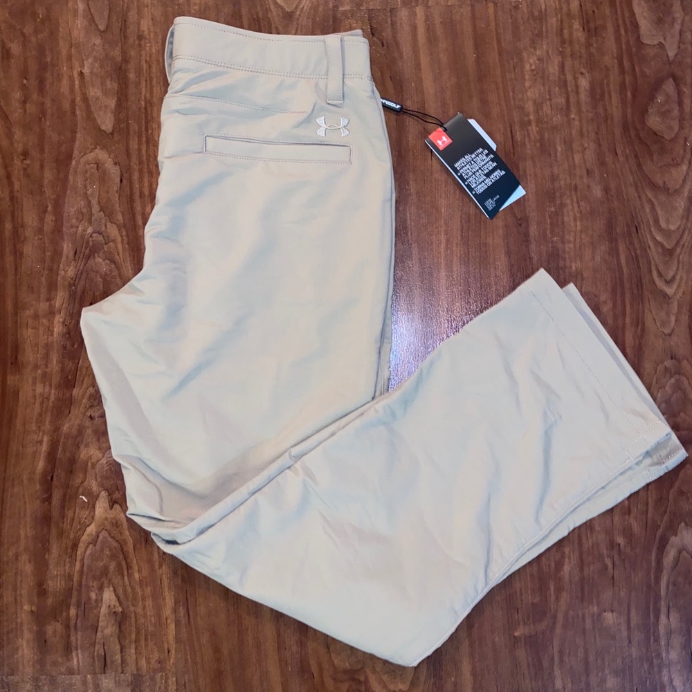 New Under armour Khaki Pants